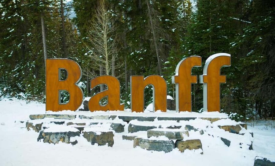 Banff Town, Gondola, Hot Springs, Bow Falls & Three Lakes - Free time in Banff Town