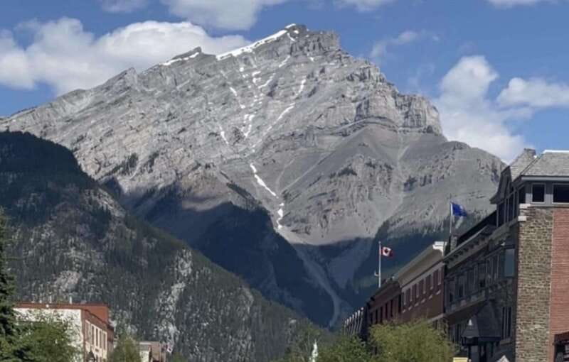Banff Town: Guided Town Walking Tour with Snack - Starting near Buffalo and Bear Streets
