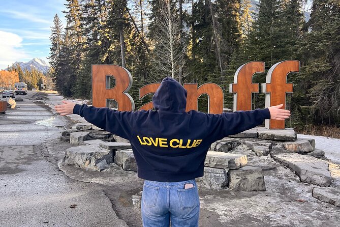 Banff Town ,Lake Louise, Moraine , Emerald & Johnston Canyon Tour - Is $112.65 a good price?