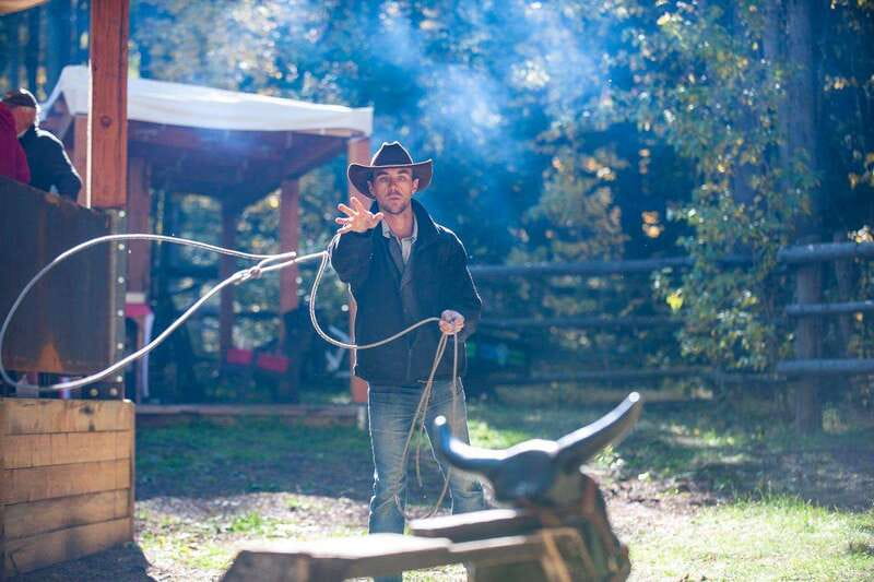 Banff: Wagon Ride with Cowboy Cookout BBQ - What to wear and what to leave behind