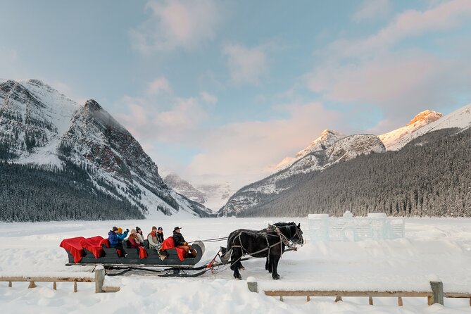 Banff, Yoho, & Kootenay National Parks Billingual Day Trip - Two hours at Lake Louise