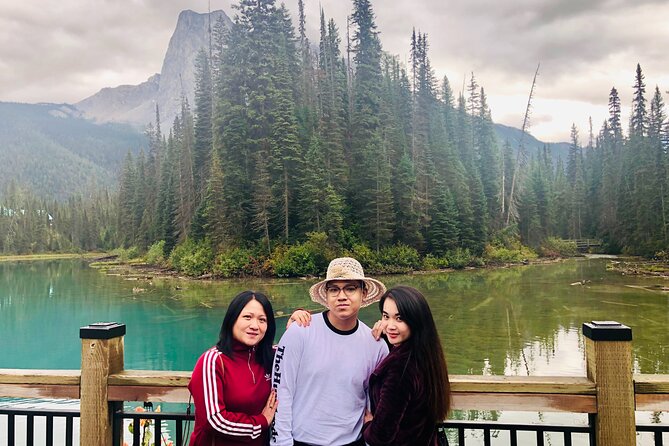 Banff Yoho Parks | Lake Louise | Moraine | Emerald - PRIVATE - Banff Avenue: one hour in the mountain town