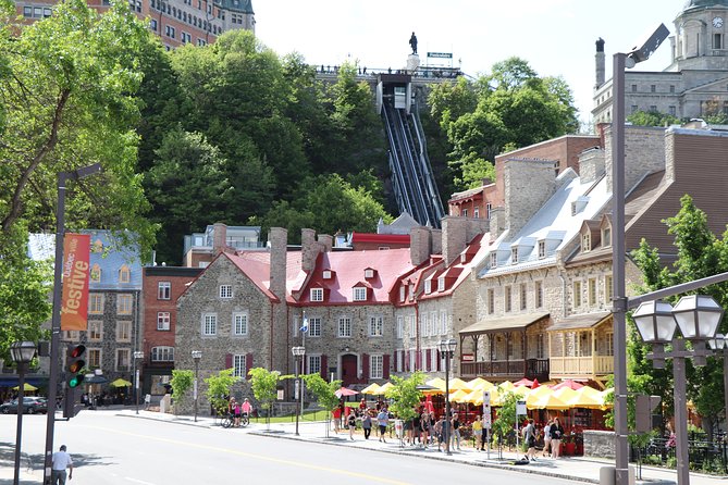 Best of Quebec City: Panoramic Bus Tour with Local Guide - Château Frontenac and Haute-Ville: the opening view