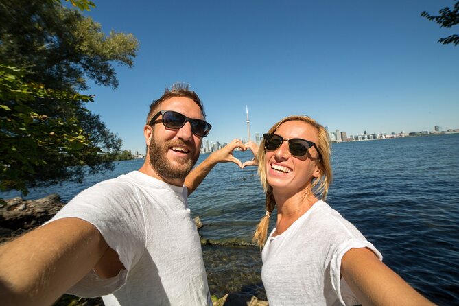 Best of Toronto City Tour with Boat Cruise & CN Tower - The best part of Toronto is the changing viewpoint
