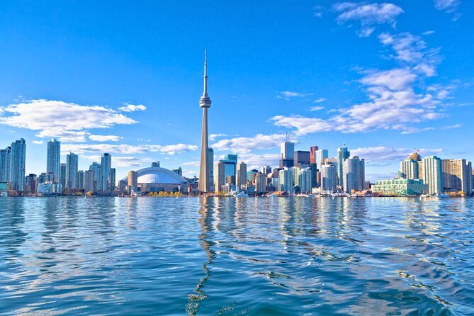 Best of Toronto City Tour with Boat Cruise & CN Tower - The guide can make or break the day