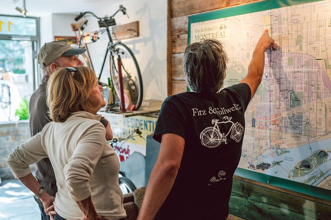 Bike / E-bike Tour : Downtown, Old Montreal, Waterfront by Fitz - Notre-Dame Basilica and Old Montreal: the most atmospheric stretch