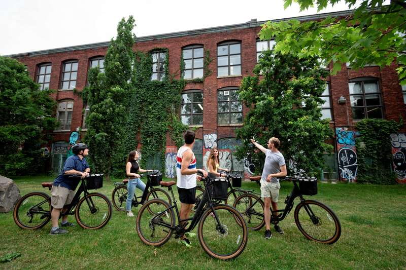 Bike/E-bike tour Plateau,MileEnd, Jean-Talon Market by Fitz - Key reasons to consider this Montreal bike tour