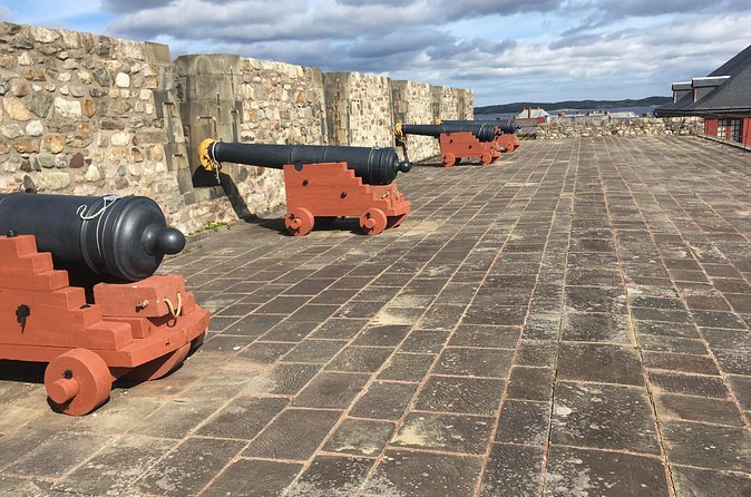 Black Wood Tours: Fortress of Louisbourg Tour - What the $120 price really covers