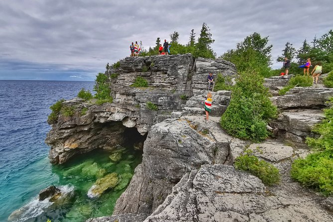 Bruce Peninsula Day Trip from Toronto - The one-hour pause and the question of pace
