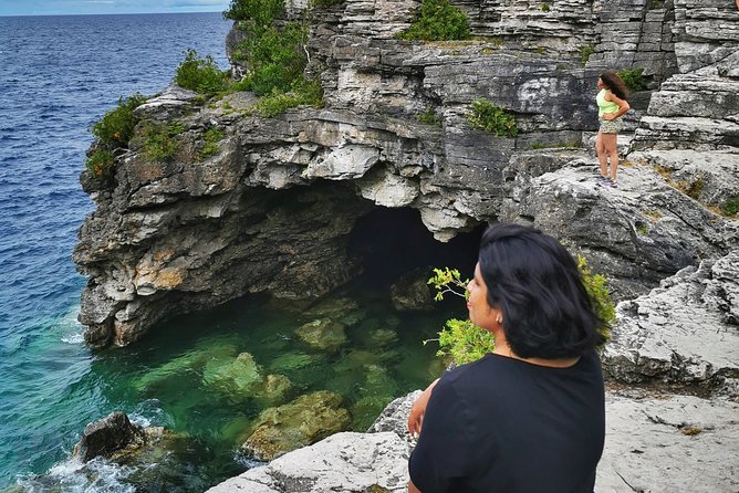 Bruce Peninsula Day Trip from Toronto - Inglis Falls in 30 minutes