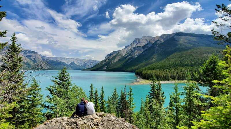 Calgary: 2-Day Banff National Park Highlights Summer Tour - Johnston Canyon rewards a short walk