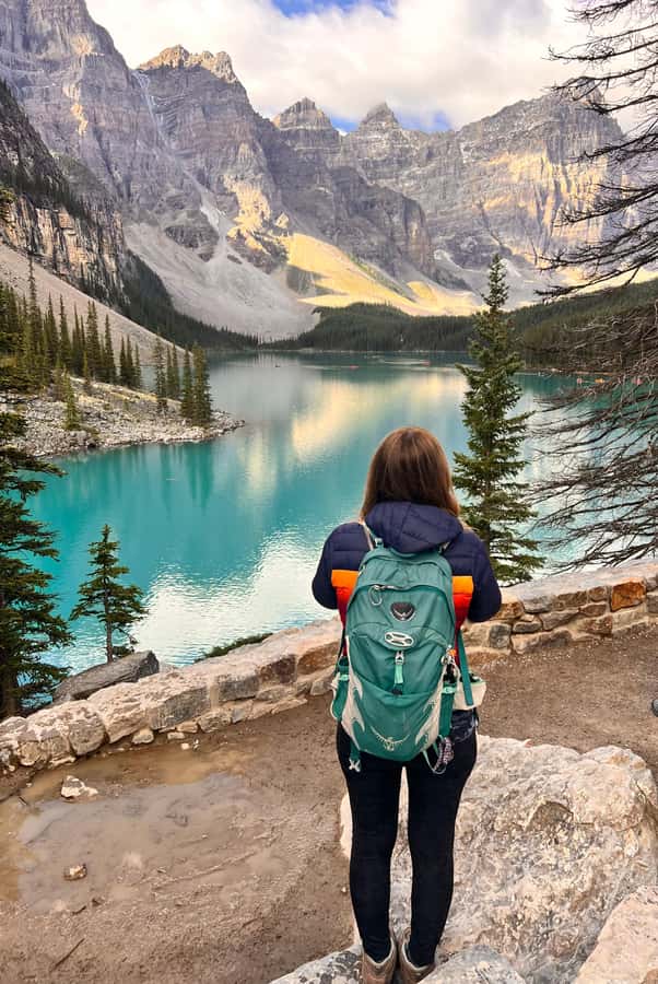 Calgary, Banff: Lake louise , Moraine ,Emerald Lake day Tour - Natural Bridge takes only 15 minutes