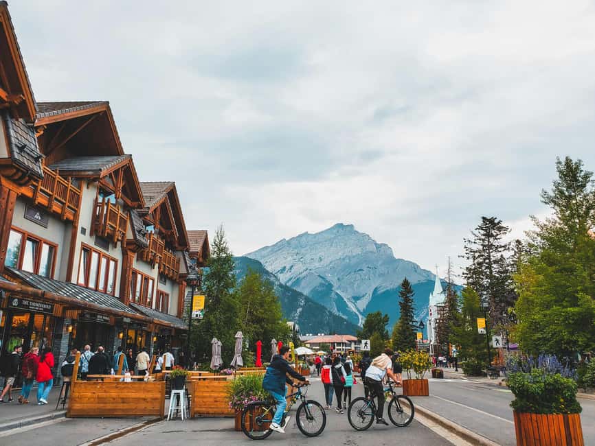 Calgary: Banff Top Lakes Tour with Banff Town Visit - Key things to know before booking