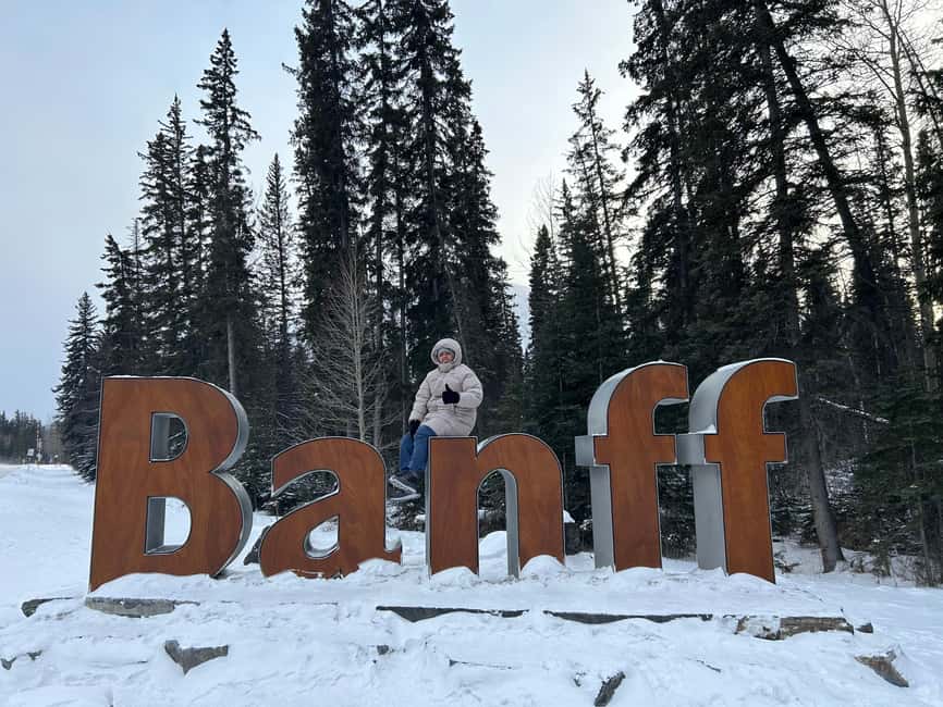 Calgary/Canmore/Banff: BEST of BANFF with LAKES Group Tour - Lake Louise: the main event with 90 minutes