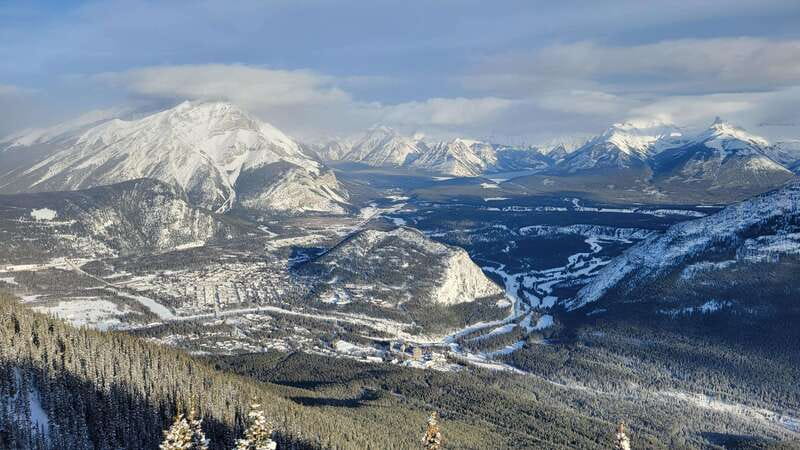 Calgary: Canmore, Banff, Lake Louise - Gondola Included - Starting from Calgary and crossing into the Rockies