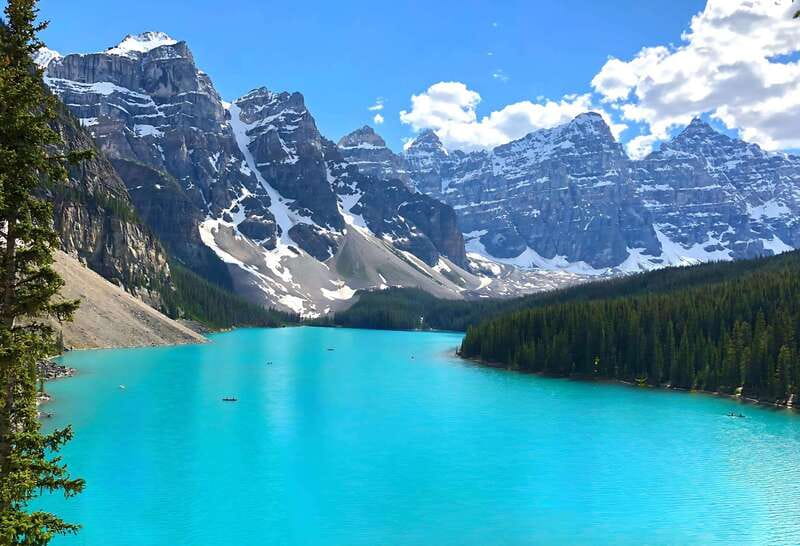 Calgary/Canmore: Lake Louise, Moraine Lake, & Banff Day Tour - Why this tour solves the Banff parking problem