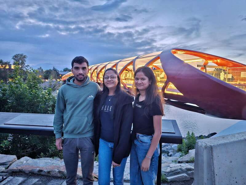 Calgary City Tour & Yamnuska Wolfdog Sanctuary Private Tour - Yamnuska Wolfdog Sanctuary gives the day its character