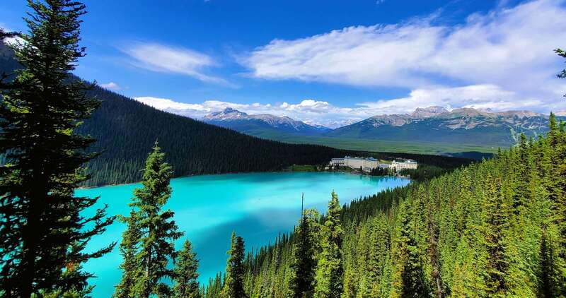 Calgary: Glaciers, Mountains, Lakes, Canmore and Banff Tour - The Icefields Parkway is part of the attraction