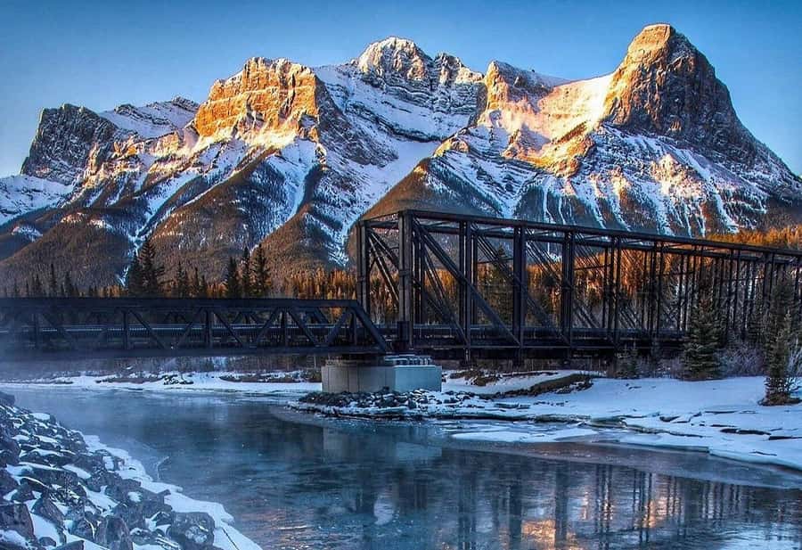 Calgary: Radium Hot Springs & Marble Canyon Day Trip - A long day with three very different stops