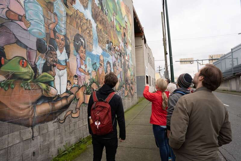 Calgary: Street Art & Craft Beer Walking Tour w/ Tastings - Bottlescrew Bill’s: the first beer stop
