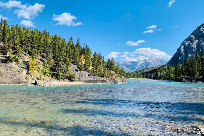 Calgary to Banff (Canmore) Public Shuttle - Luggage rules can change the real price