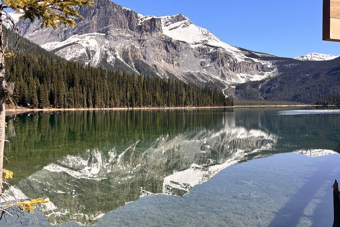 Calgary to Louise, Moraine, Emerald Lake and Johnston Canyon Tour - Johnston Canyon starts the day with a proper walk