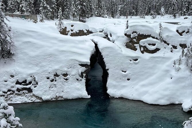 Calgary to Louise, Moraine, Emerald Lake and Johnston Canyon Tour - Moraine Lake is the seasonal prize