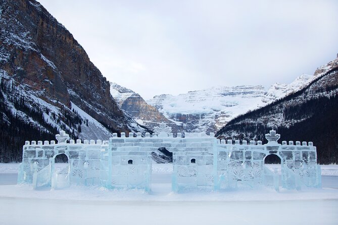 Calgary YYC Airport: Hassle-free Private Transfer to Lake Louise - Why a private vehicle can be worth the price