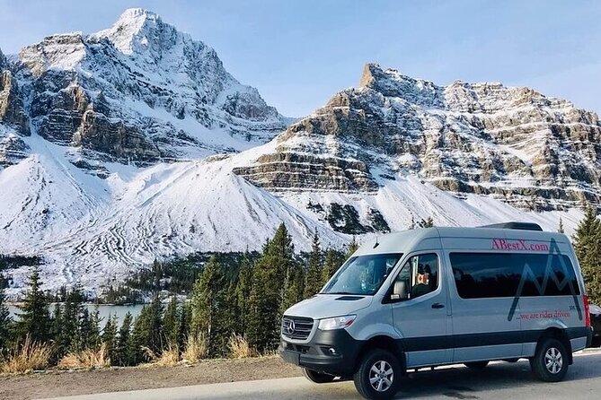 Calgary YYC Airport to Banff Hotels (Shared Shuttle Bus) - Flight delays, early arrivals, and service reliability