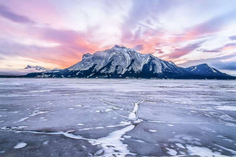 Canadian Rockies: Abraham Lake Ice Bubbles Helicopter Tour - Key points at a glance