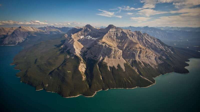 Canadian Rockies: Helicopter Flight with Exploration Hike - From Cline River Heliport to the high Rockies