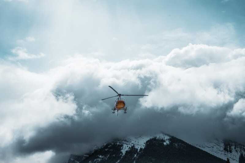 Canadian Rockies: Private Helicopter Tour and Hike for Two - Who should book this experience