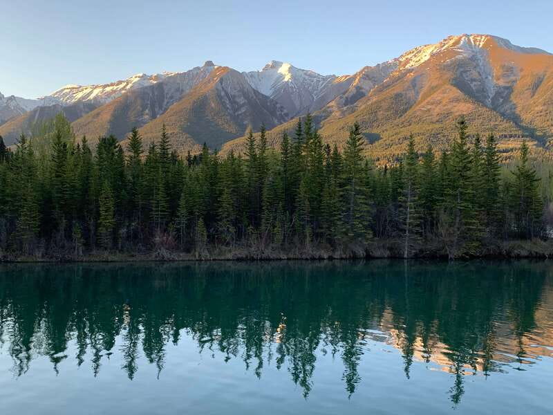 Canmore: PRIVATE SAFARI Drive to BANFF Park & Nature Walk - Who will enjoy this Banff outing most