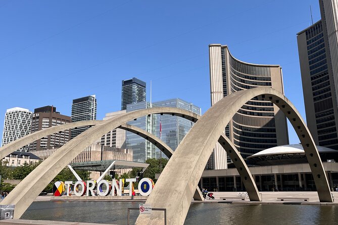 Casual Historic Toronto Walking Tour - The Financial District in Ten Focused Minutes