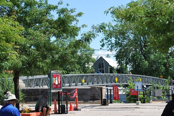 City tour; Like a Montrealer - McGill University and Montreal’s academic side