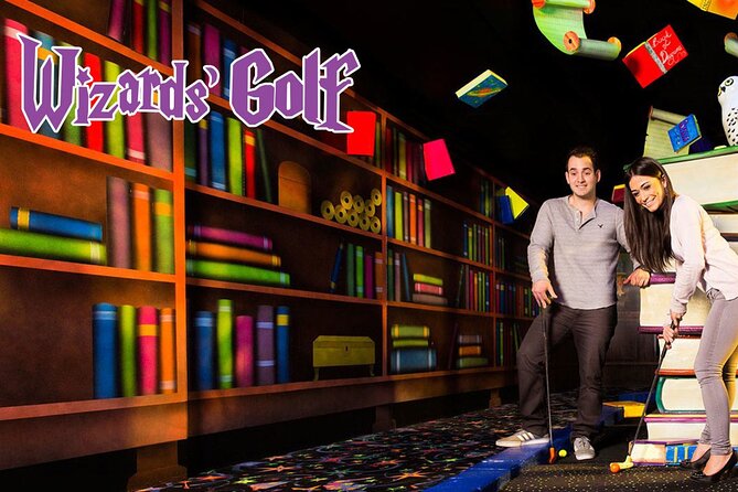 Clifton Hill Fun Pass: Top 6 Attractions - Movieland Wax Museum: fun photos, mixed appeal