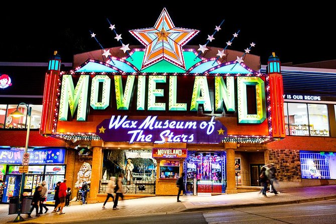 Clifton Hill Fun Pass: Top 6 Attractions - Miniature golf: Wizards Golf or Dinosaur Adventure Golf