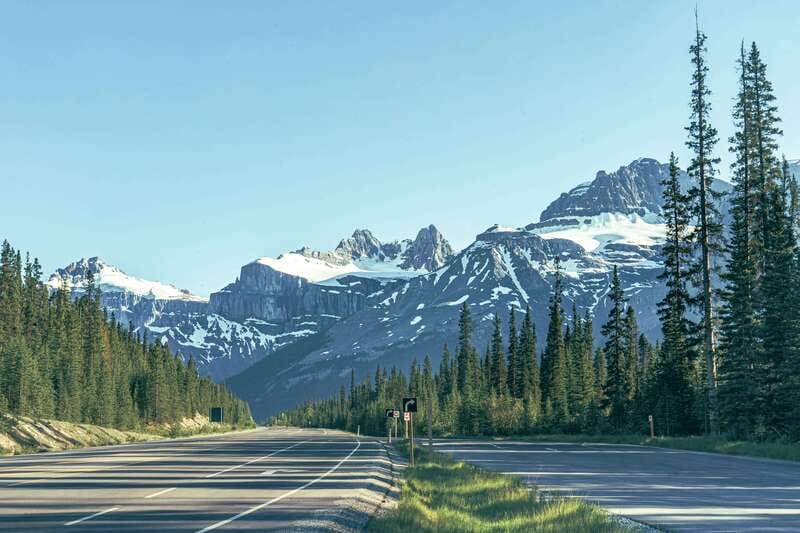 Columbia Icefield, Peyto Lake, Bow Lake Discovery Tour - Key Points At A Glance