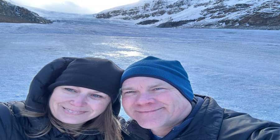 Columbia Icefield, Skywalk, Crowfoot Glacier, and Lakes Tour - The Columbia Icefield is the main event