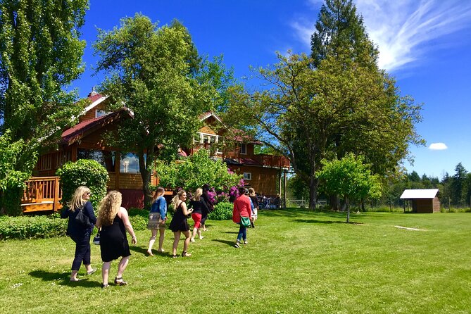 Cowichan Valley Premium Wine Tour - Leaving Victoria for Cowichan Valley wine country