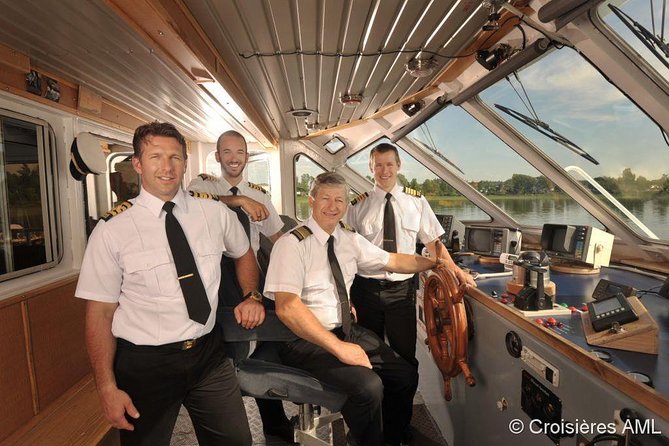 Cruise and Visit of Grosse-Ile - What the Guided Format Adds