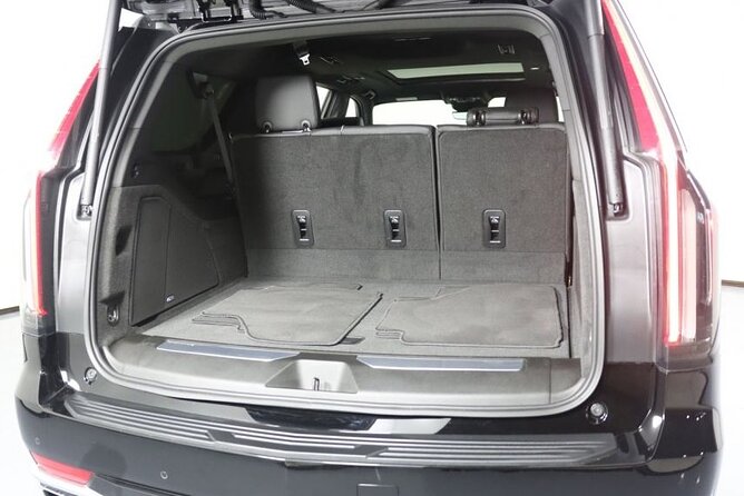 Departure Private Transfer from Vancouver to Vancouver YVR or Cruise Port by SUV - From your Vancouver hotel to the road