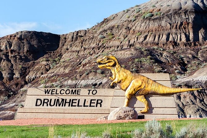 Dinosaurs, Canyons & Ghost Towns: Ultimate Drumheller Day Tour - Why Drumheller works so well as a day trip