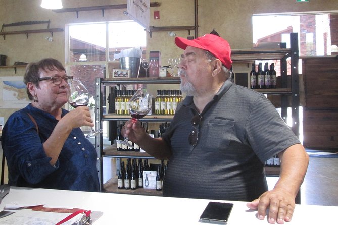 Discover Niagara's Hidden Gems on a Private Tour - Between the Lines Winery and a family story