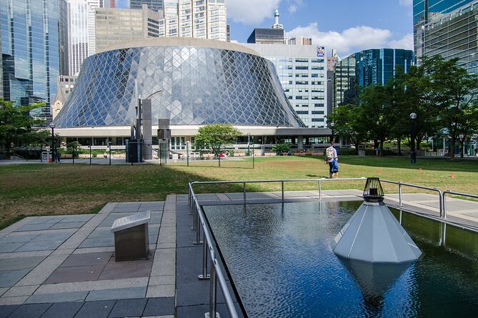 Discover Toronto's Underground - PATH walking tour - Scotiabank Arena and Maple Leafs Square