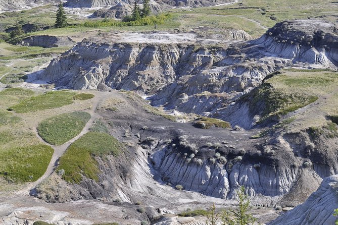 Drumheller Dinosaur Valley & Horseshoe Canyon Adventure Day Tour - Horseshoe Canyon gives you the opening view