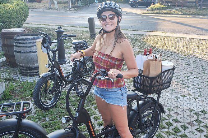 E-Bike Rental Explore in Niagara-on-the-Lake - Weather, timing, and one small arrival concern