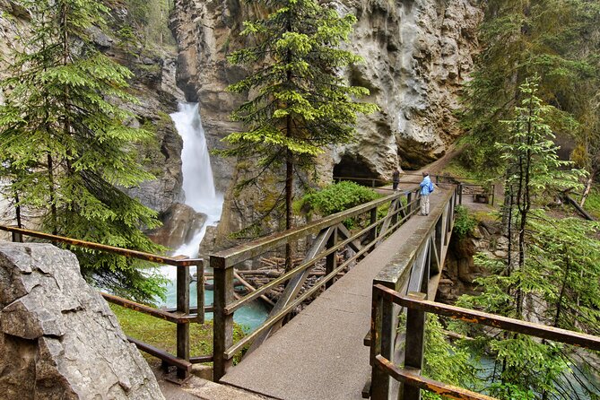 eBike and Hike Banff to Johnston Canyon small group guided program - Riding the Bow Valley Parkway