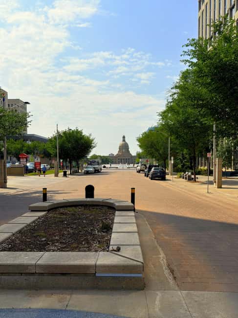 Edmonton: City Highlights Walking Tour | 3-Hour - Key points to know before you book