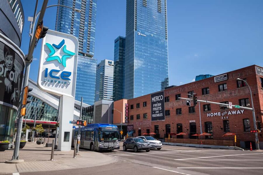 Edmonton: City Highlights Walking Tour | 3-Hour - River-valley views and Edmonton’s natural setting